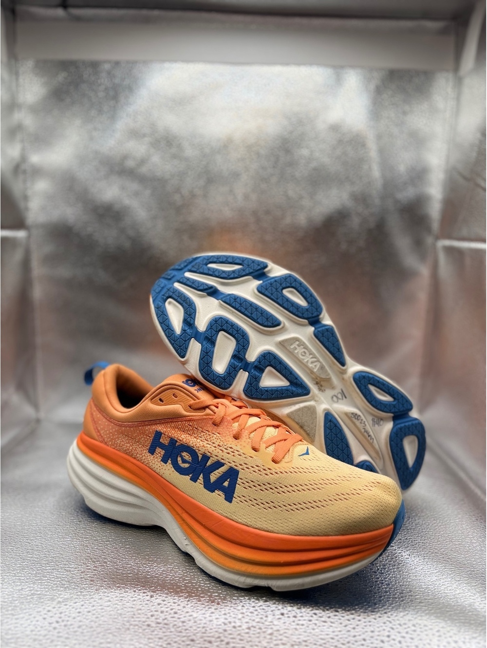 Hoka Bondi 8 impala mock orange